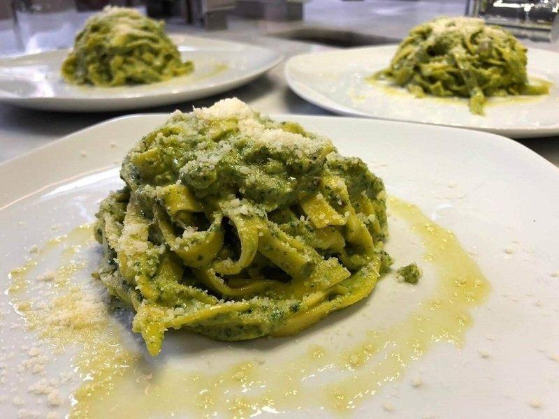 Market Tasting with Pasta Making Class