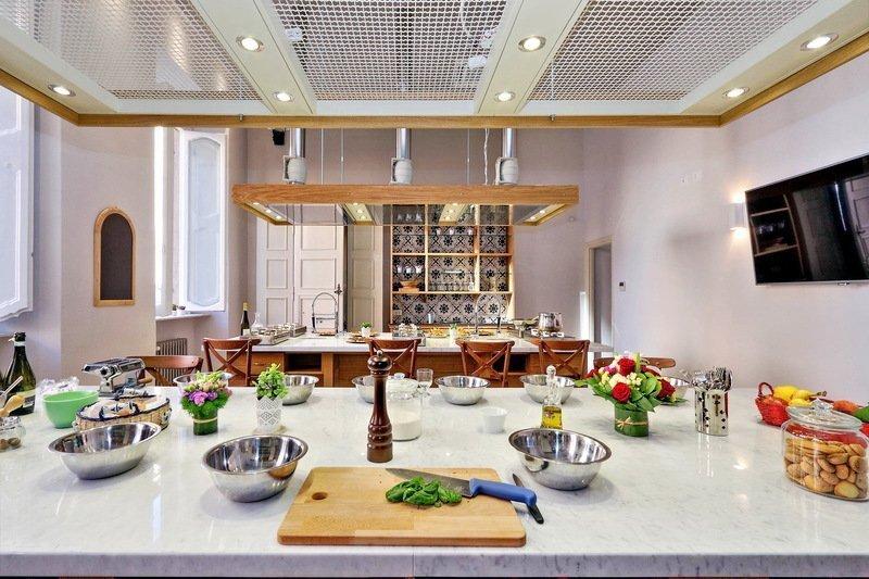 Doublez l'excursion sur le rivage de Rome : visite du Vatican et cours de cuisine italienne authentique