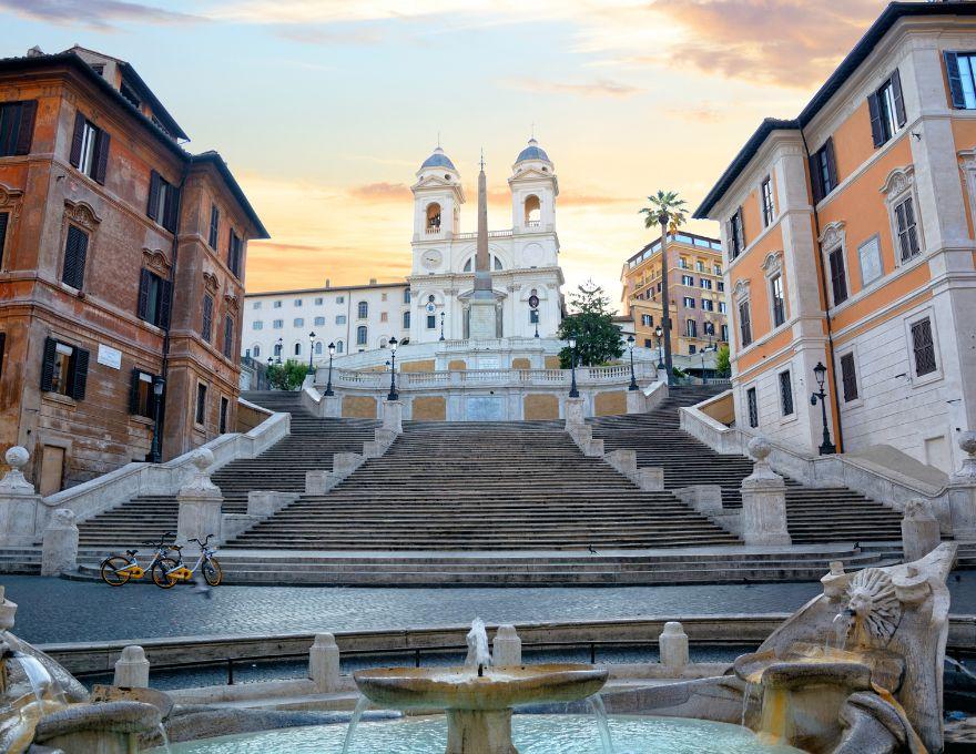 e la bella Scalinata di Piazza di Spagna
