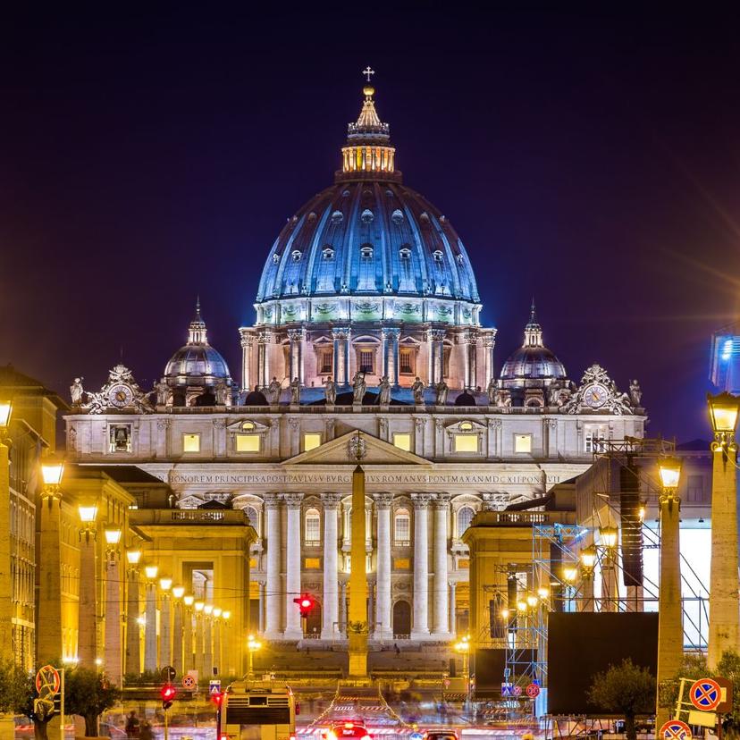 Vatican Tour by Night