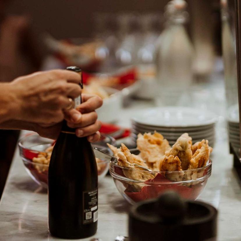 Prosecco with traditional Italian fried appetizers Prosecco with traditional Italian fried appetizers