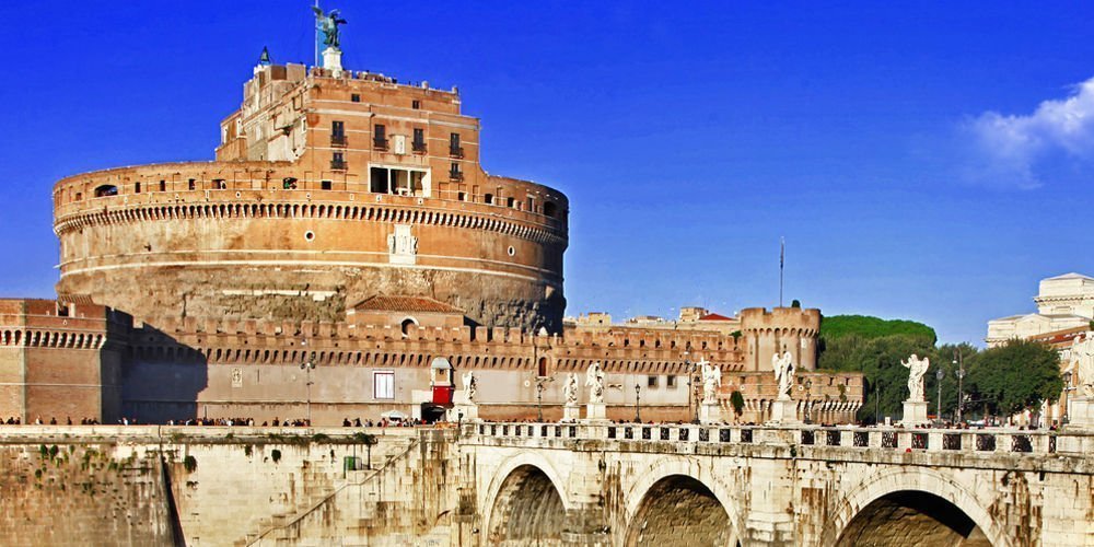 Castel Sant'Angelo - Hadrian's Tomb and the Papal Fortress