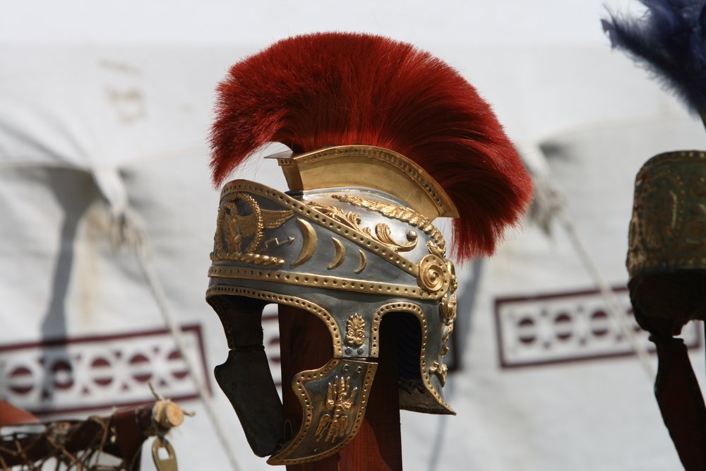 COMO HACER UN CASCO DE CENTURION ROMANO (ROMAN HELMET) 