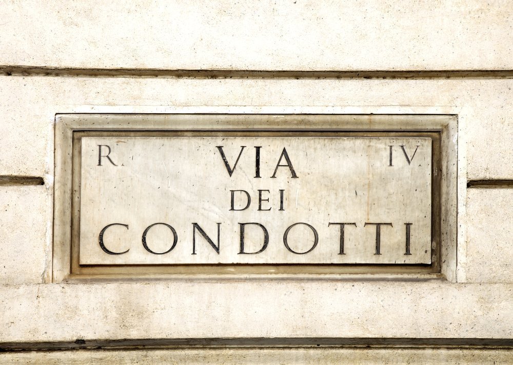 Louis Vuitton Roma Via Condotti Store in Roma, Italy