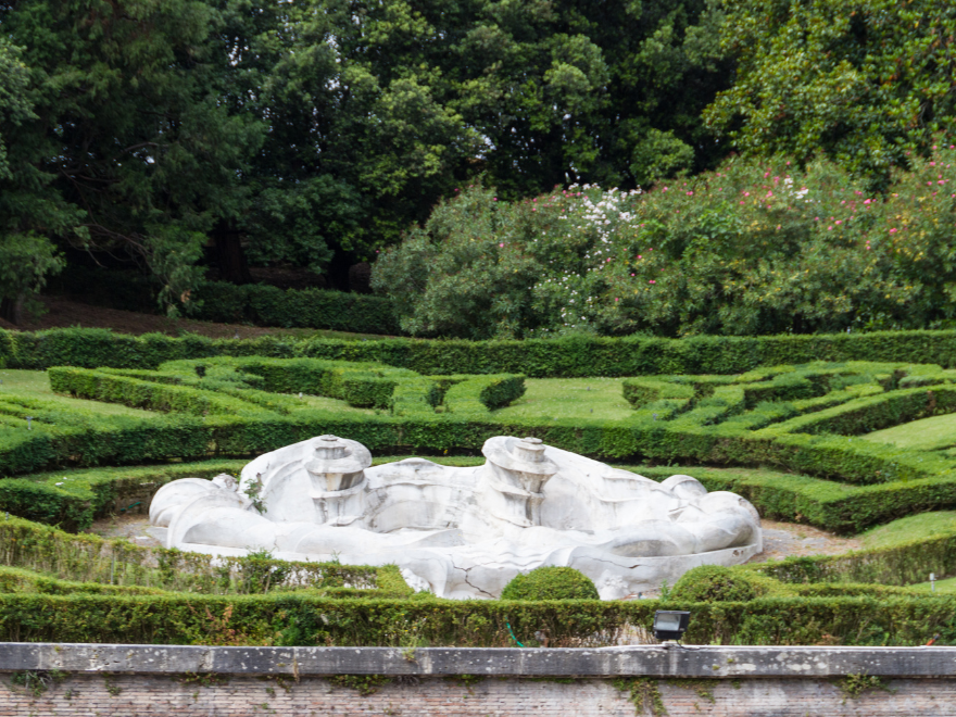 labyrinth in vatican garden