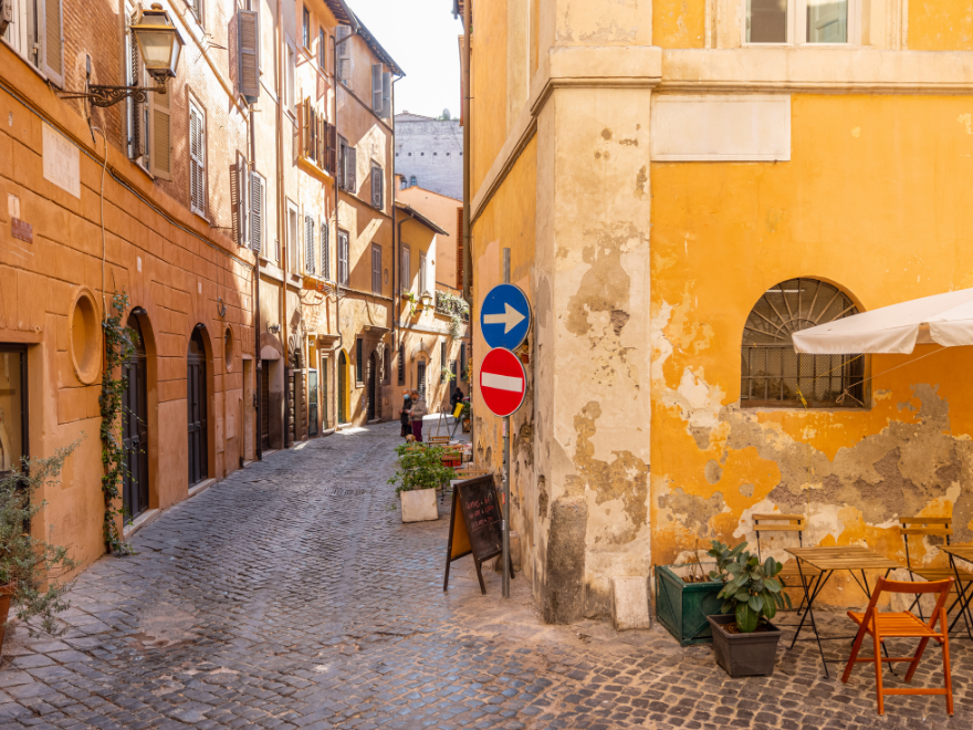 view around trastevere in rome